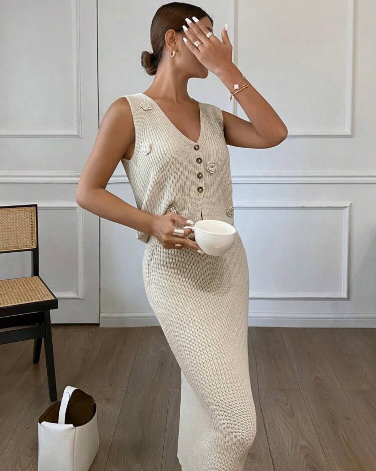 Conjunto beige de chaleco