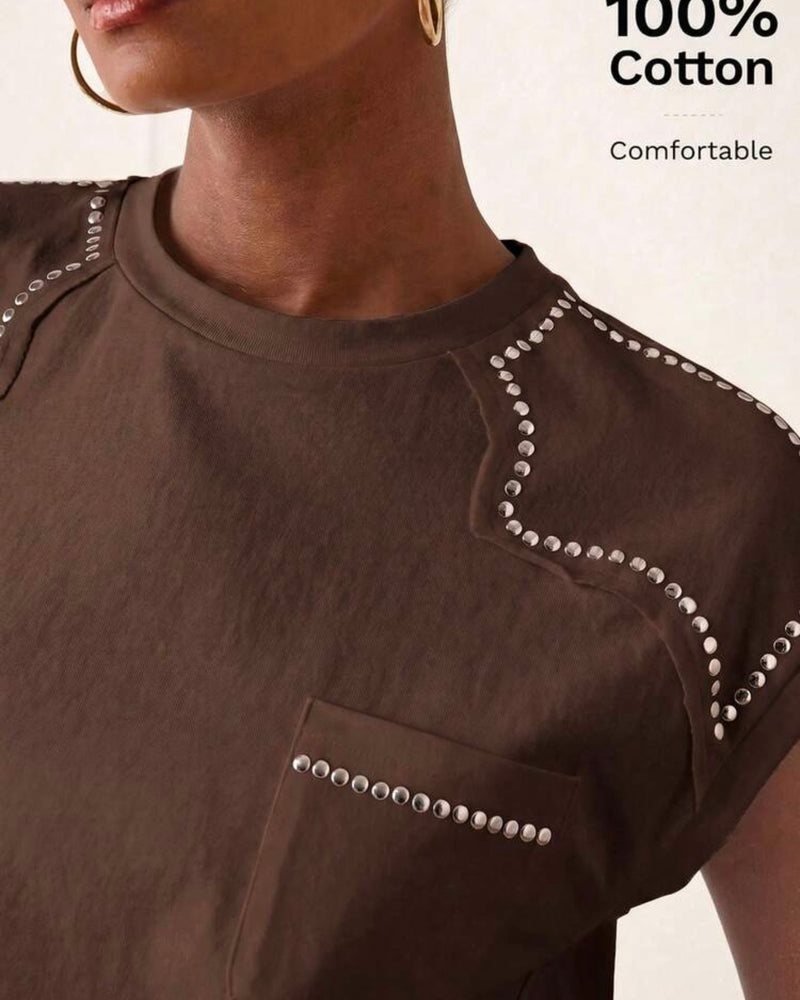 Blusa café con detalles