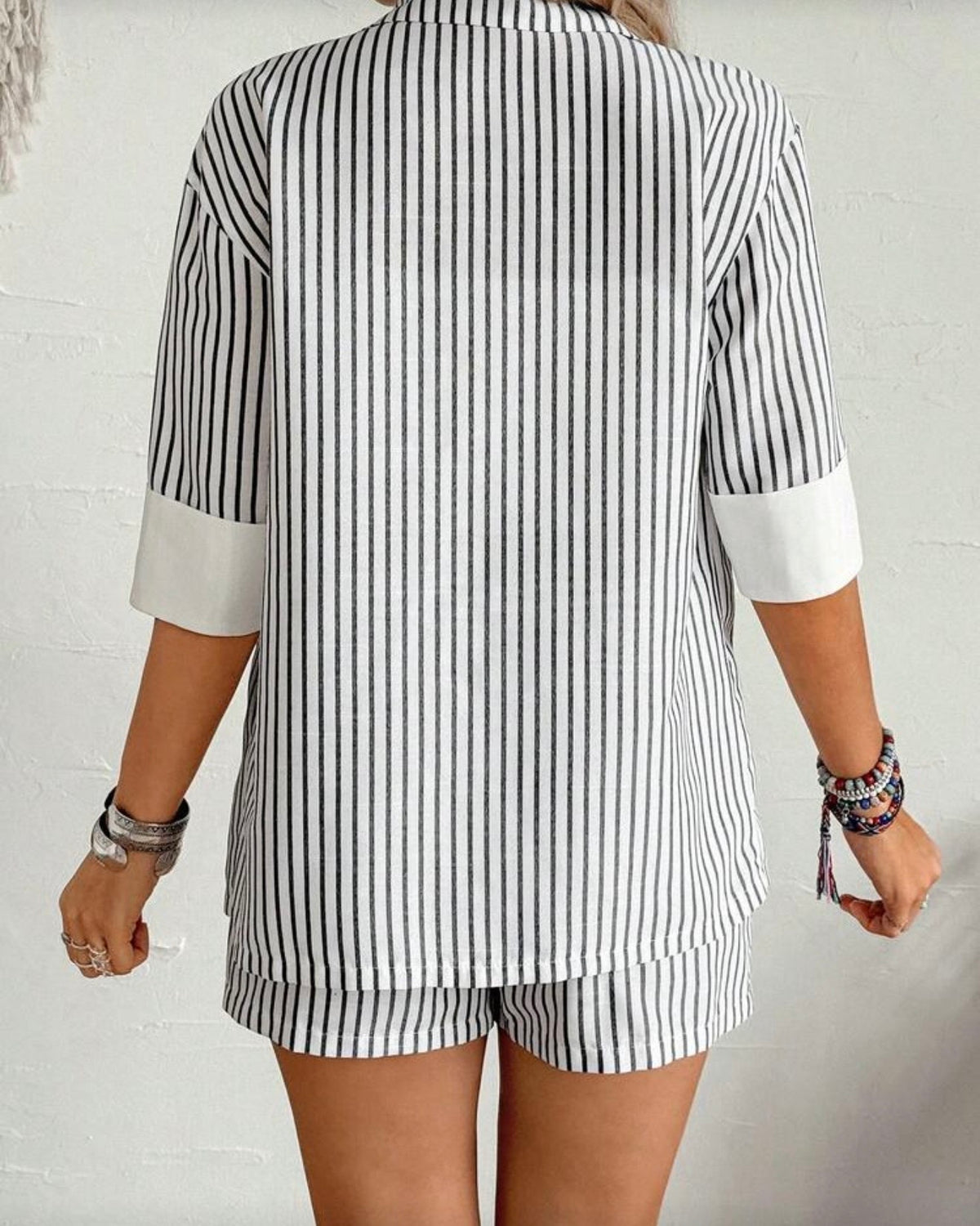 Conjunto rayado con blazer