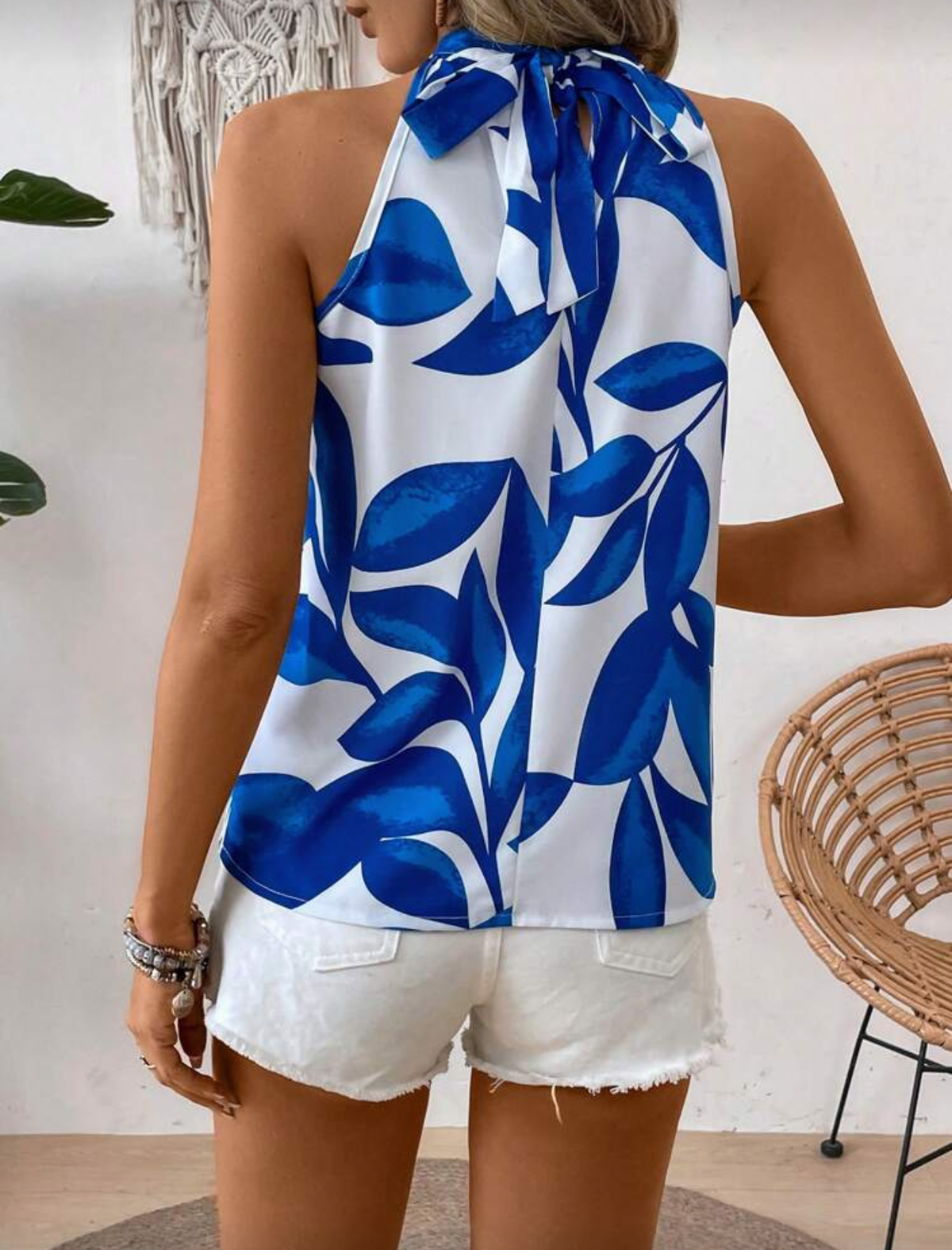 Blusa estampado de hojas