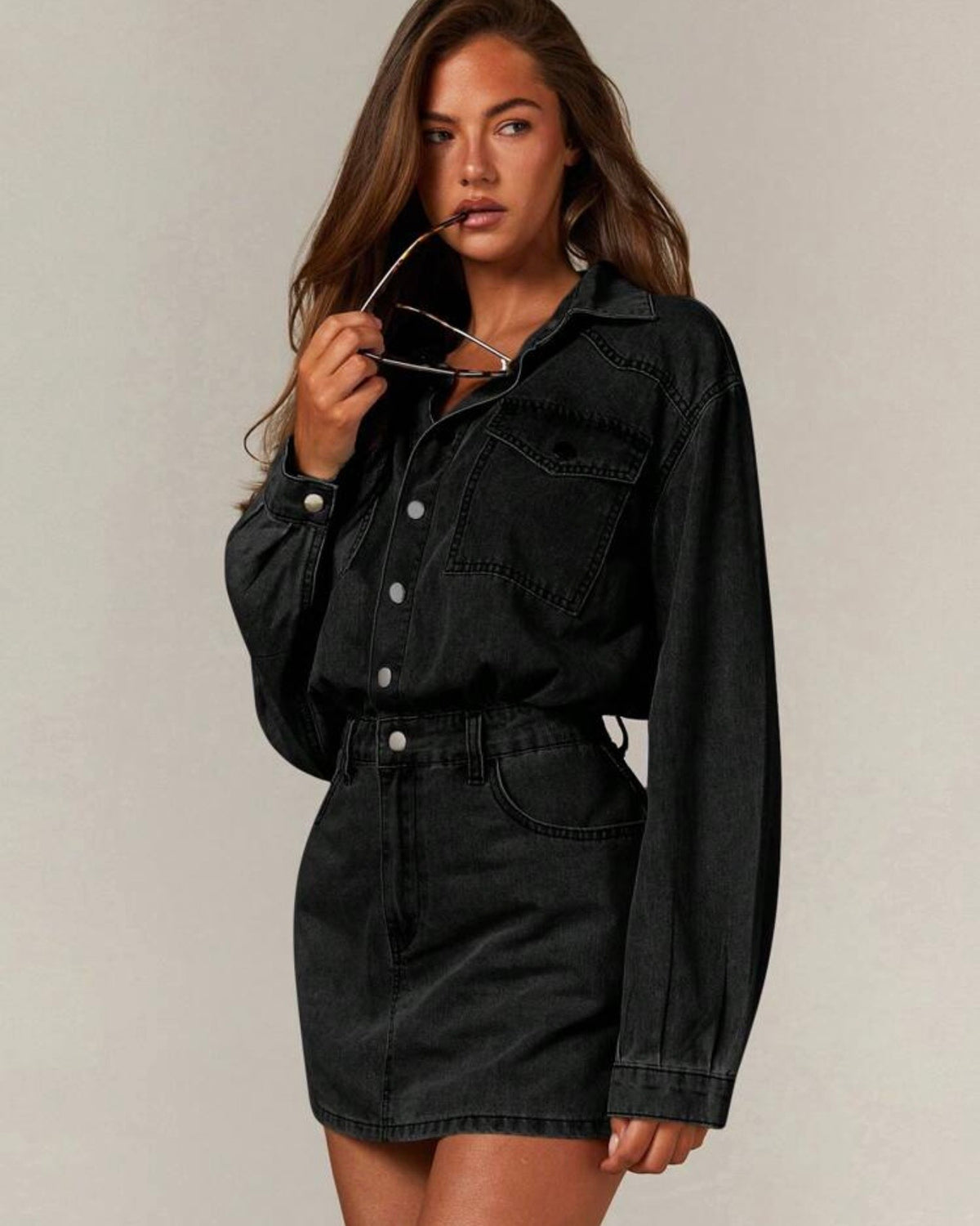 Vestido negro de mezclilla