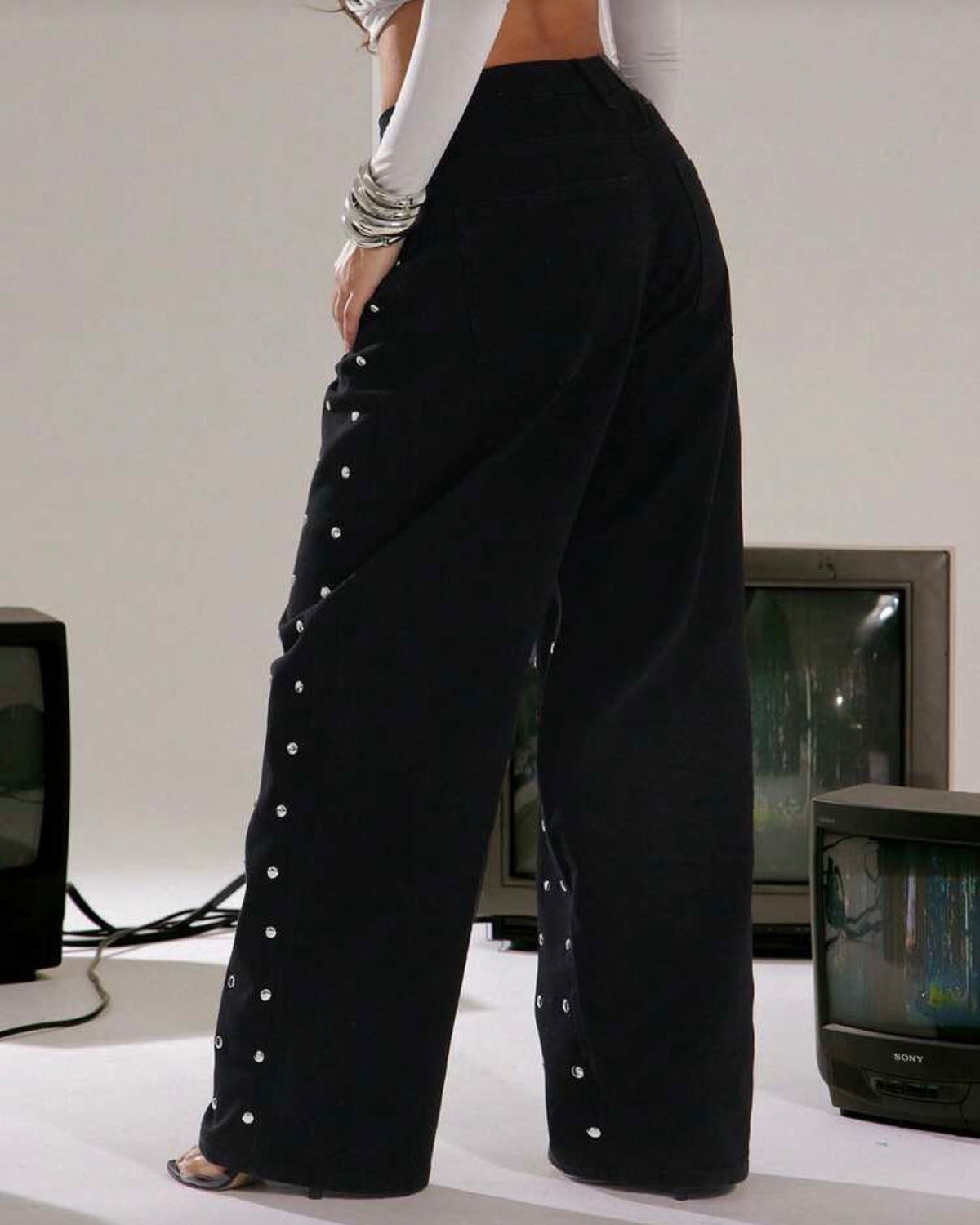 Pantalón con detalles