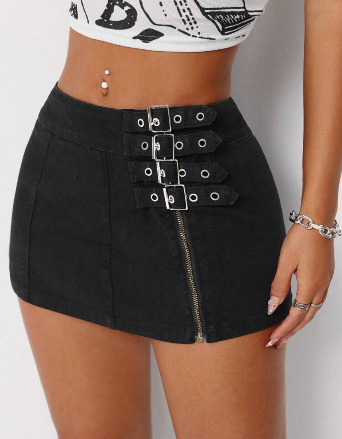 Mini falda negra
