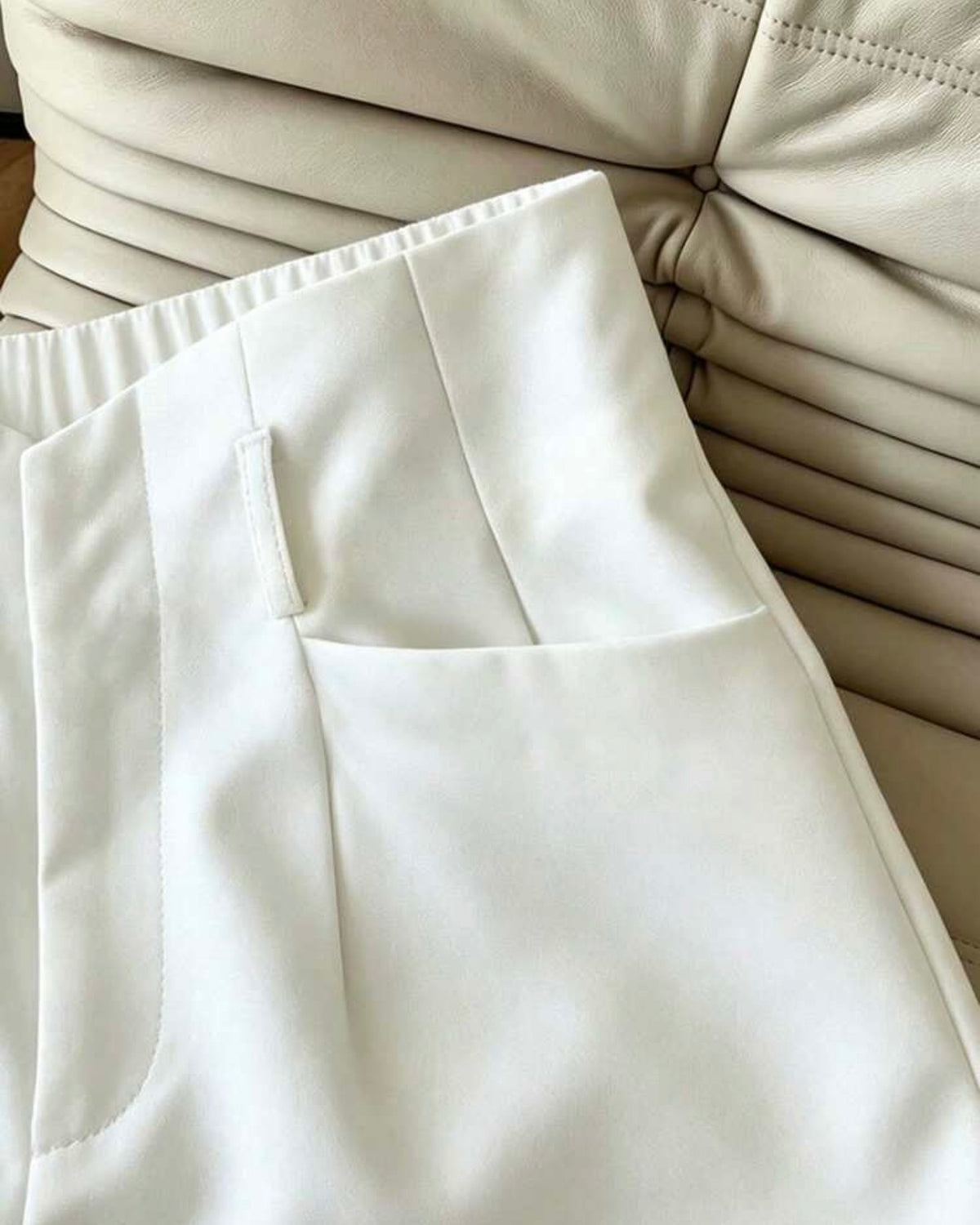 Short blanco