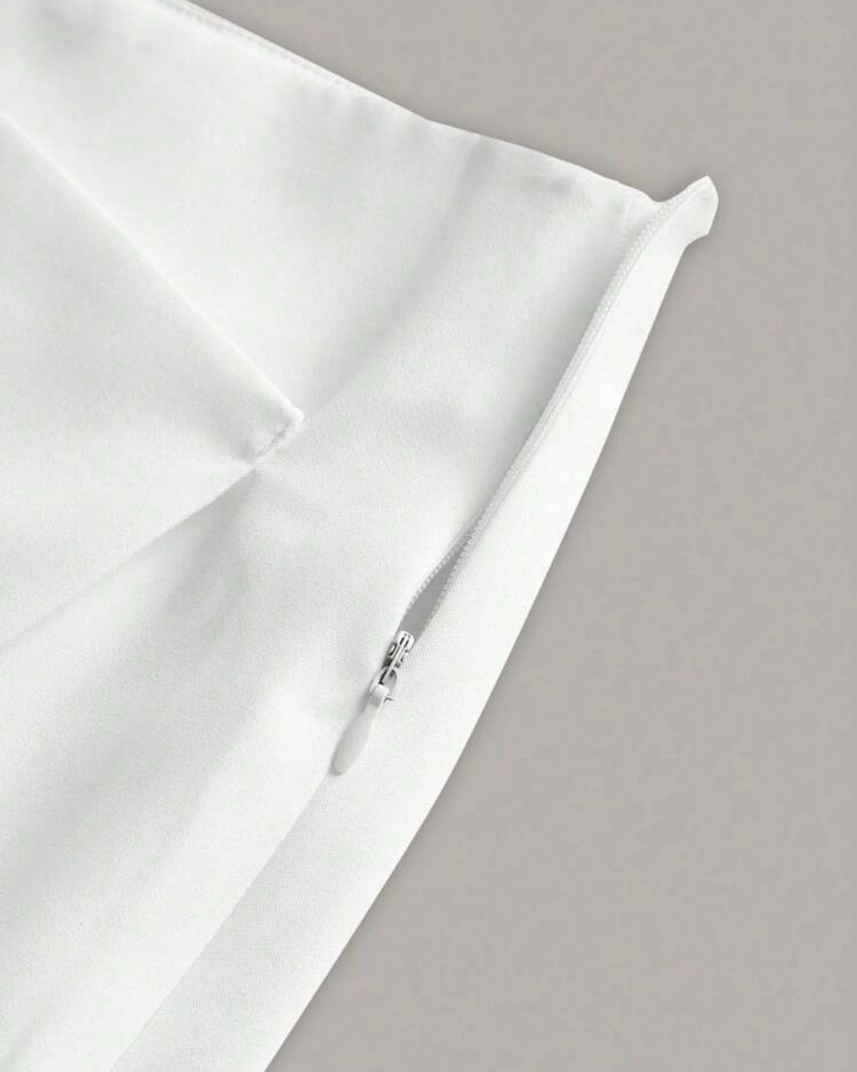 Short enagua blanca