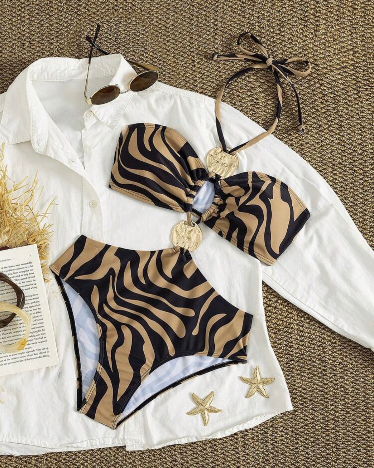 Traje de baño café de zebra