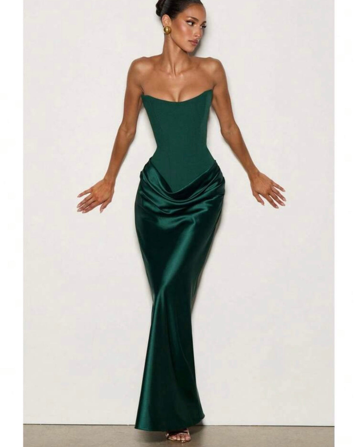 Vestido verde satin