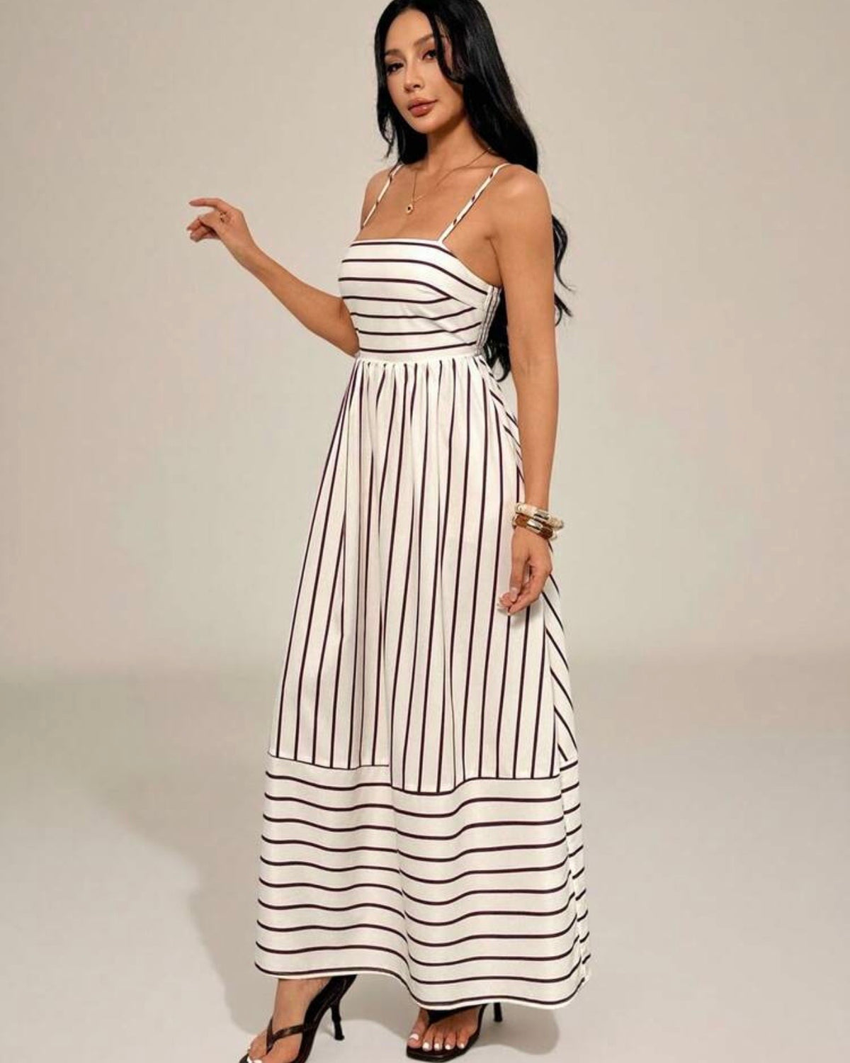 Vestido albaricoque con líneas