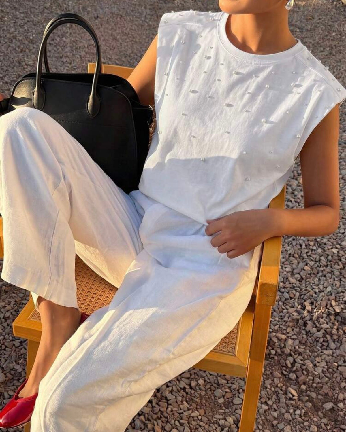 Camisa blanca perlas blancas