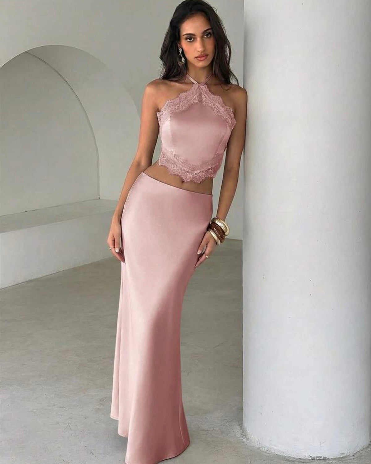 Conjunto rosado satinado