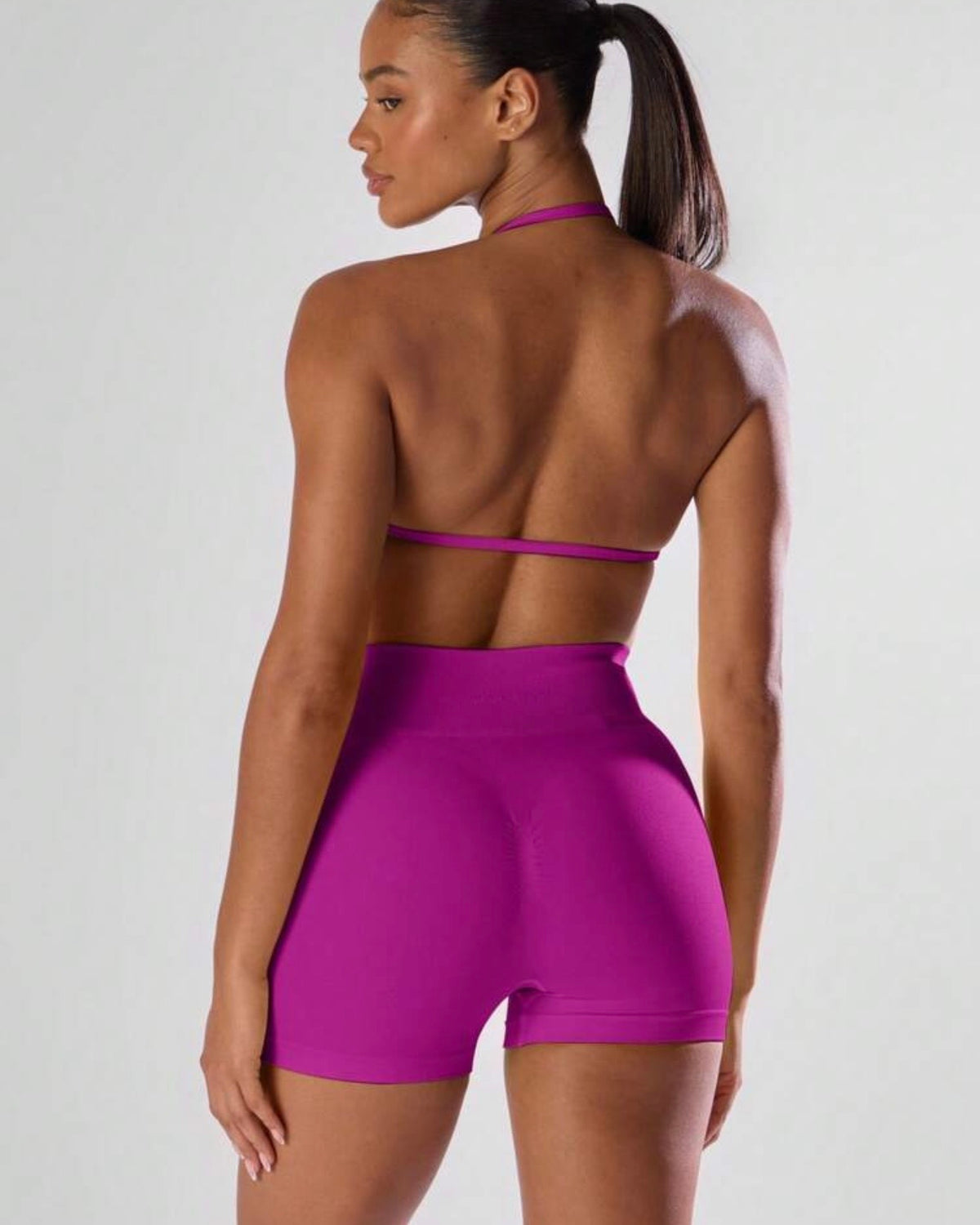 Top deportivo violeta