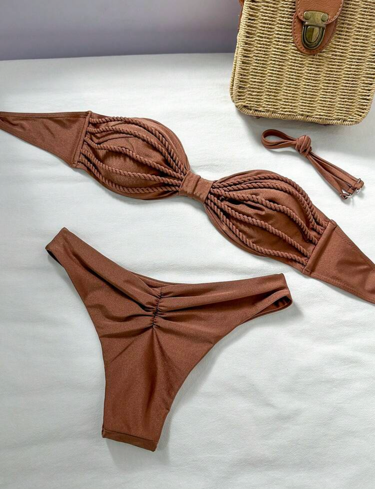 Traje de baño café