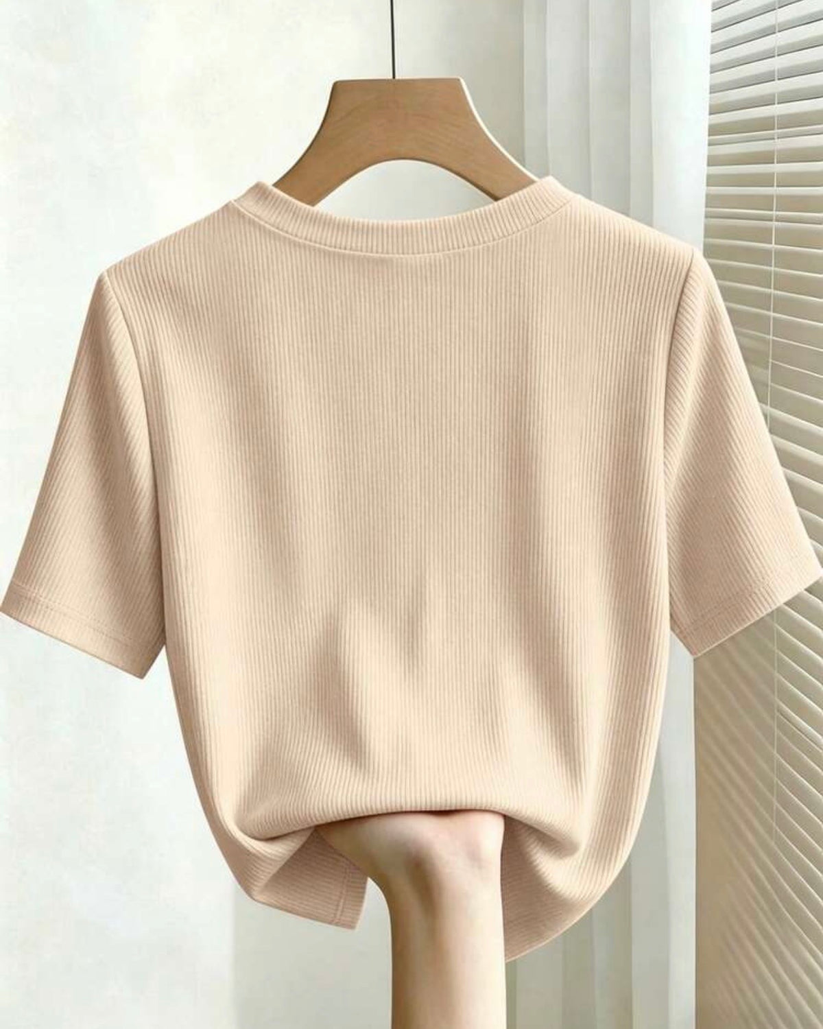 Blusa albaricoque con perlas