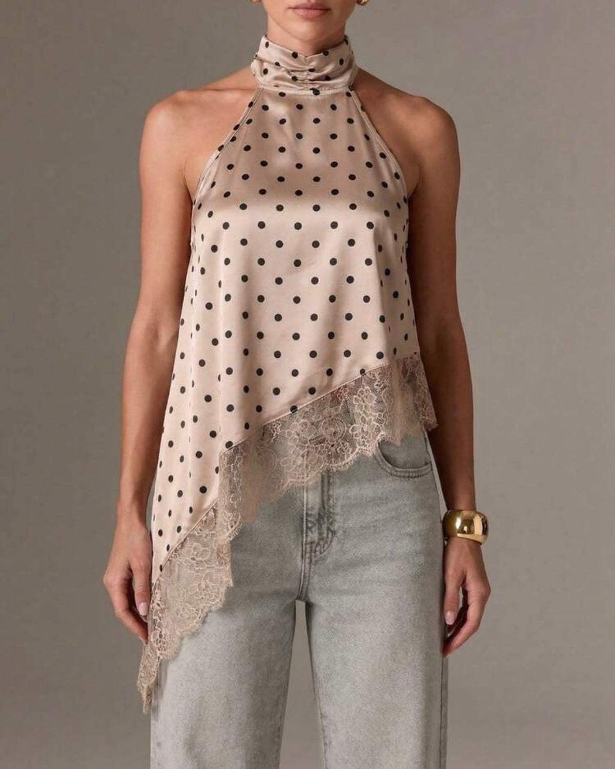 Blusa asimétrica de puntos