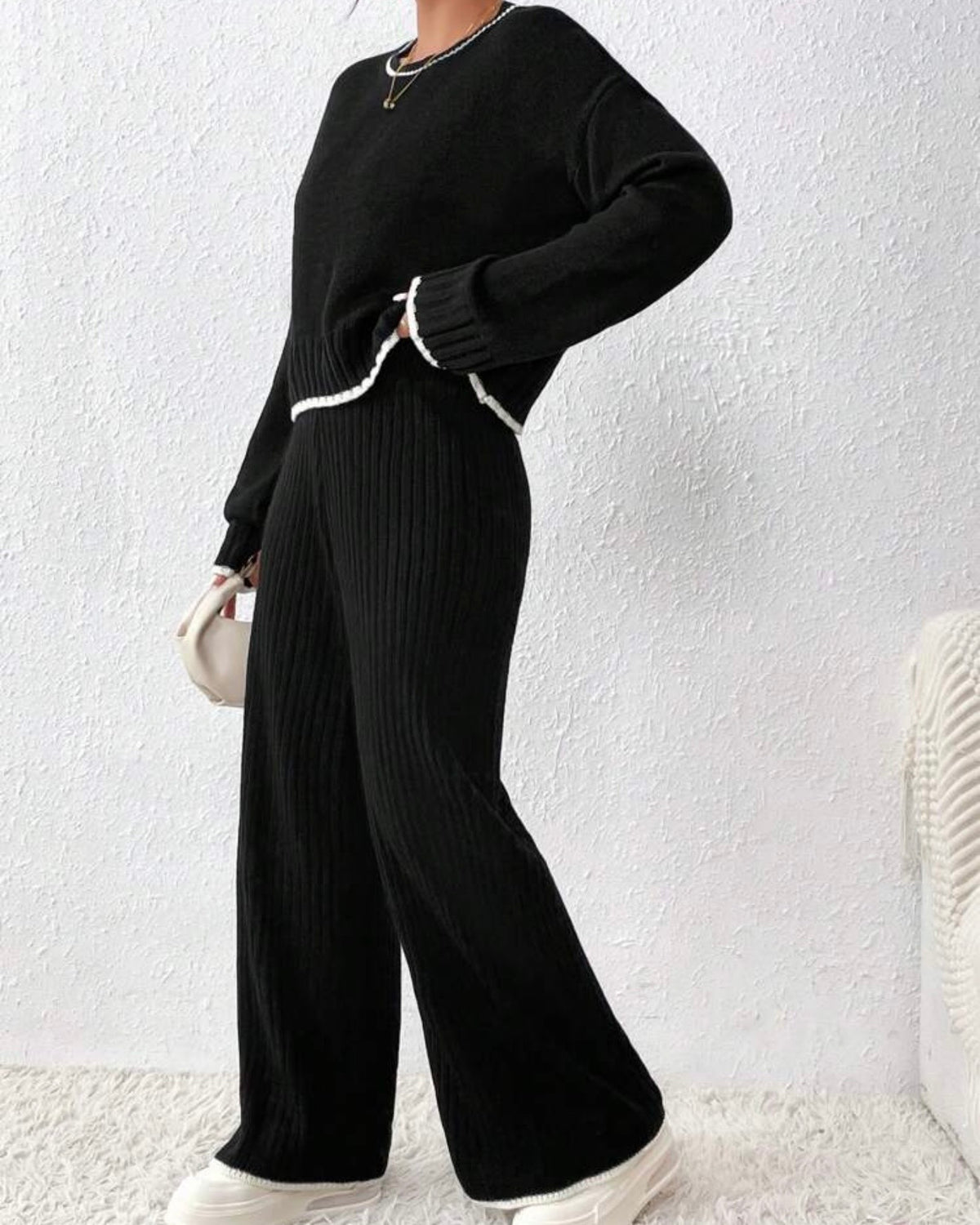 Conjunto de suéter y pantalon