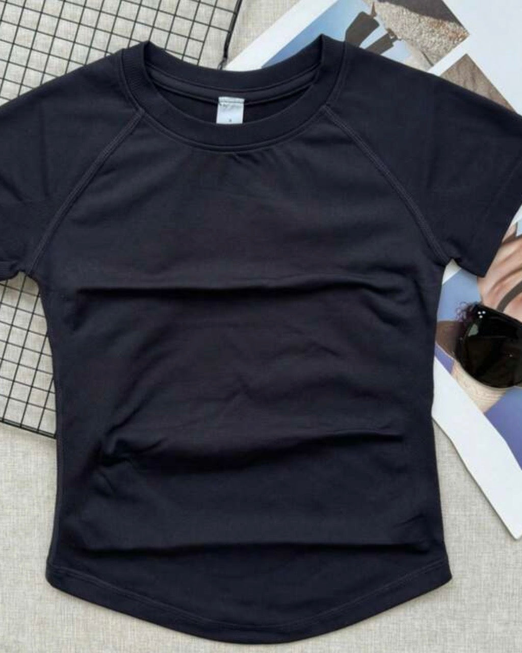 Blusa deportiva negra